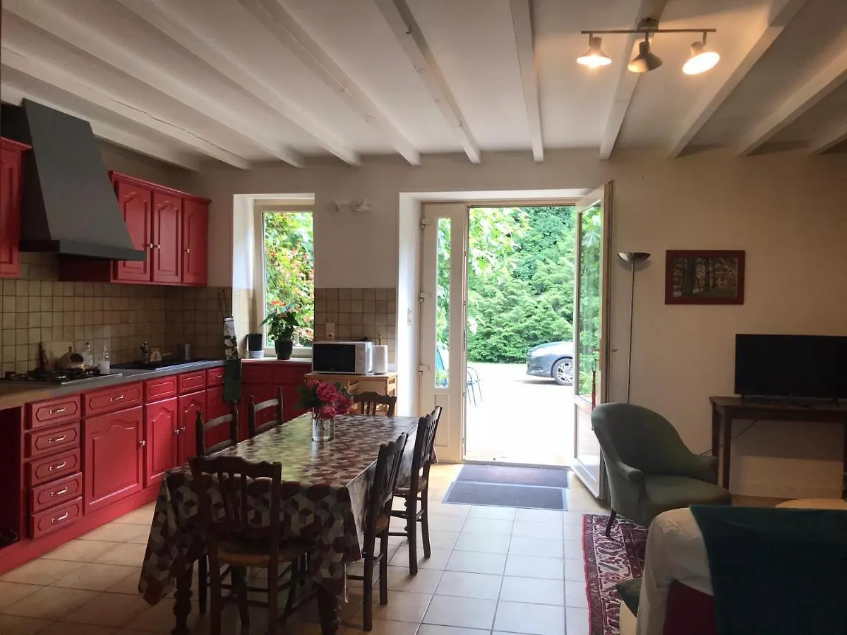 Logement De Charme Calme Assure Rieux  0*, Rieux (Morbihan) France